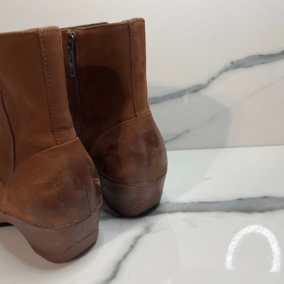 Dansko NWOB Women's Brown Leather Meghan Boots Sz 41 Sz 10.5 Festival Boho Clogs - Picture 4 of 7